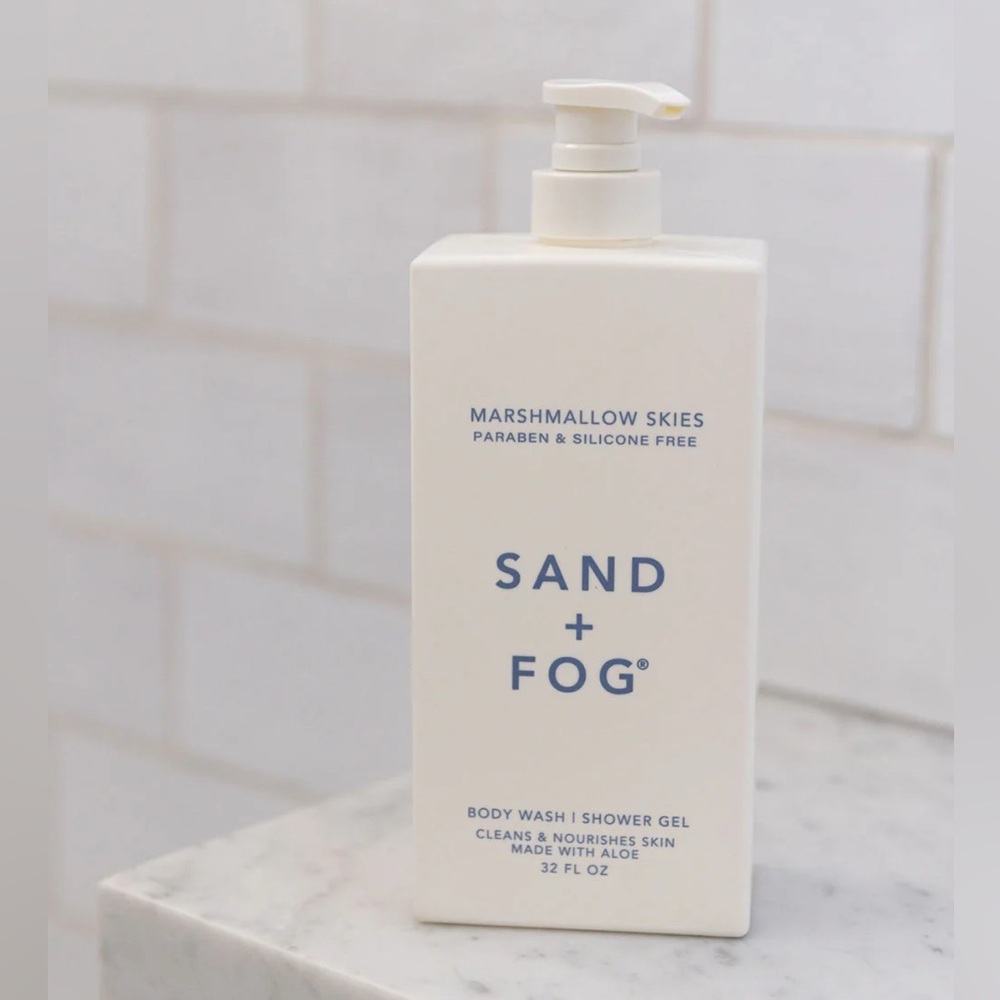 Sand + Fog Marshmallow Skies Body Wash- fruity gourmand, viral scent, 32oz. - Picture 3 of 3